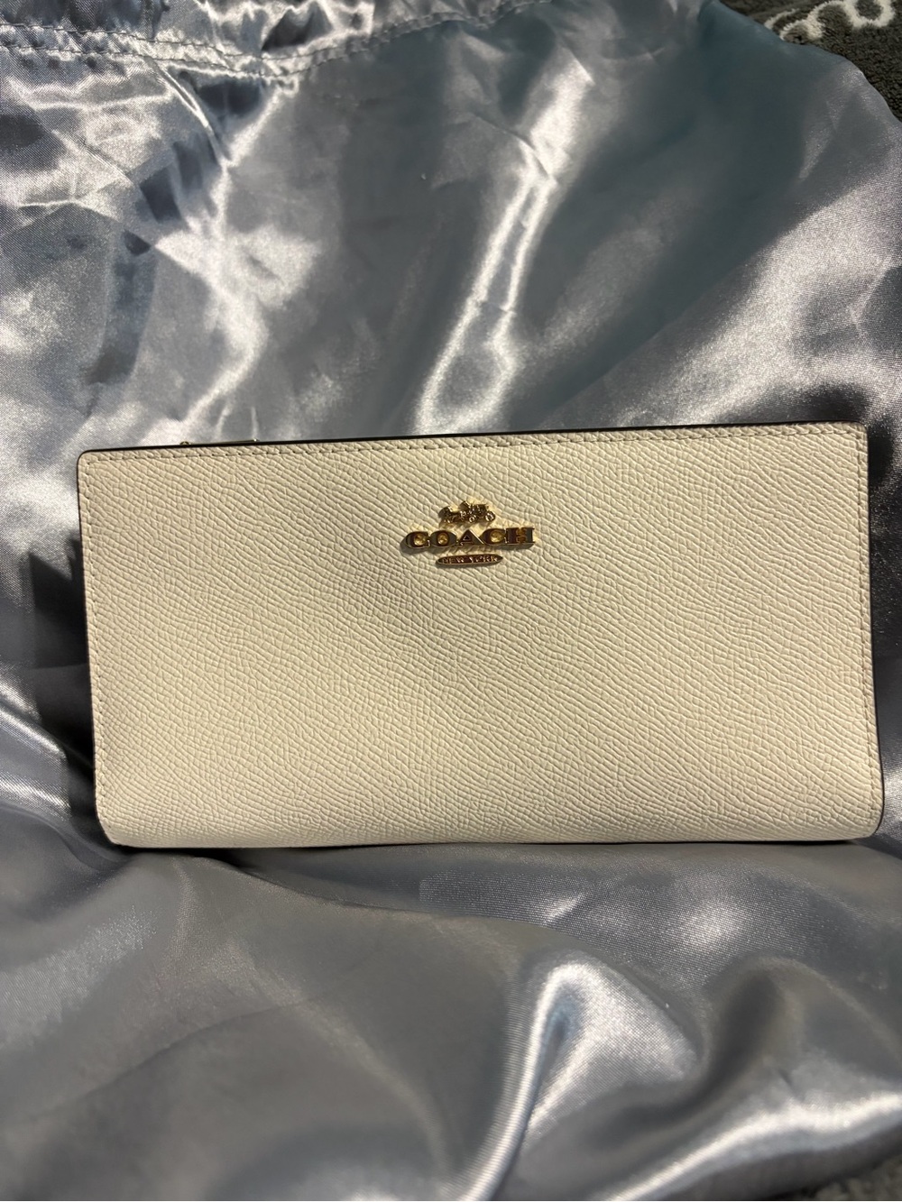 COACH Cream Pebbled Leather Continental Wallet with Gold Logo